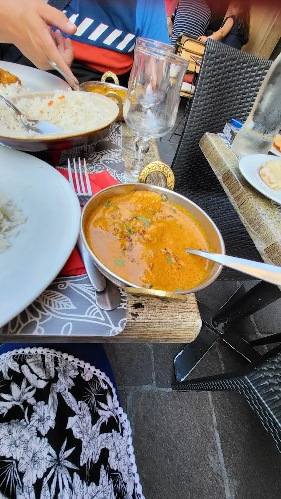 Poulet Au Curry Épicé